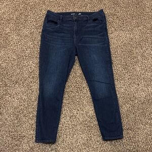 Old Navy Dark Blue Women's Skinny Jeans. Size 16.